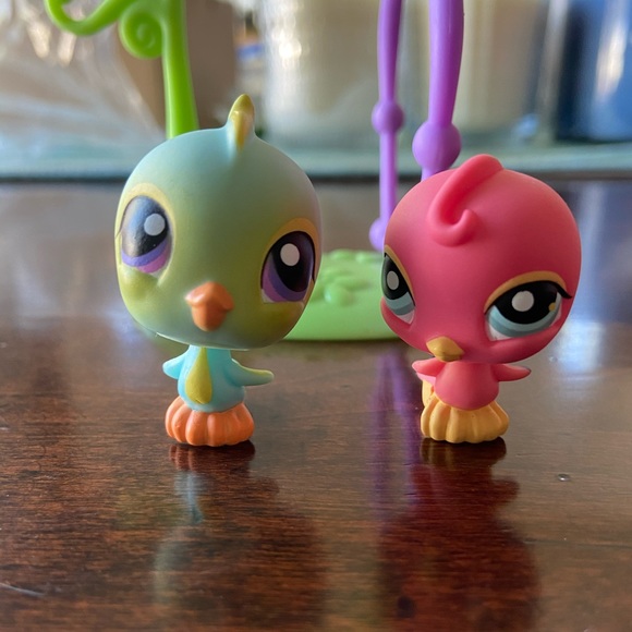 Littlest Pet Shop LPS #123 & #131 - Picture 1 of 3